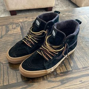 Men’s Vans Winterized High Top Shoe